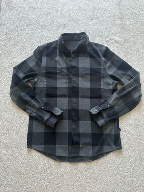 Lululemon Mens Soft Knit Overshirt Long Sleeve